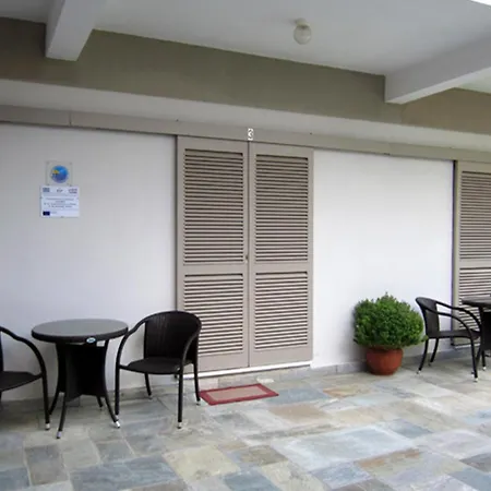 Spyrou & 公寓 Platanidia